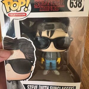 Funko Pop Stranger Things Steve with Sunglasses
